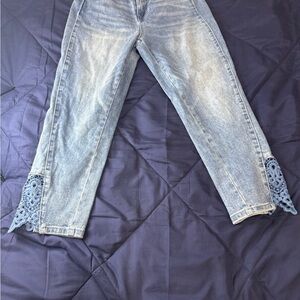DG2 by Diane Gilman Light Blue Cropped Jeans with Lace Hem